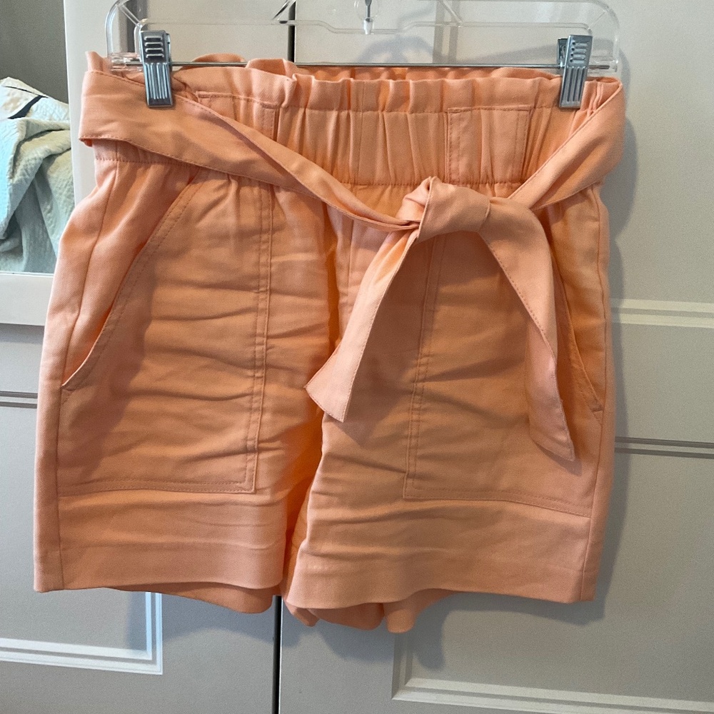 Ann Taylor linen blend shorts